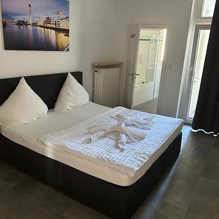 Готель Dreams Duesseldorf Екстер'єр фото