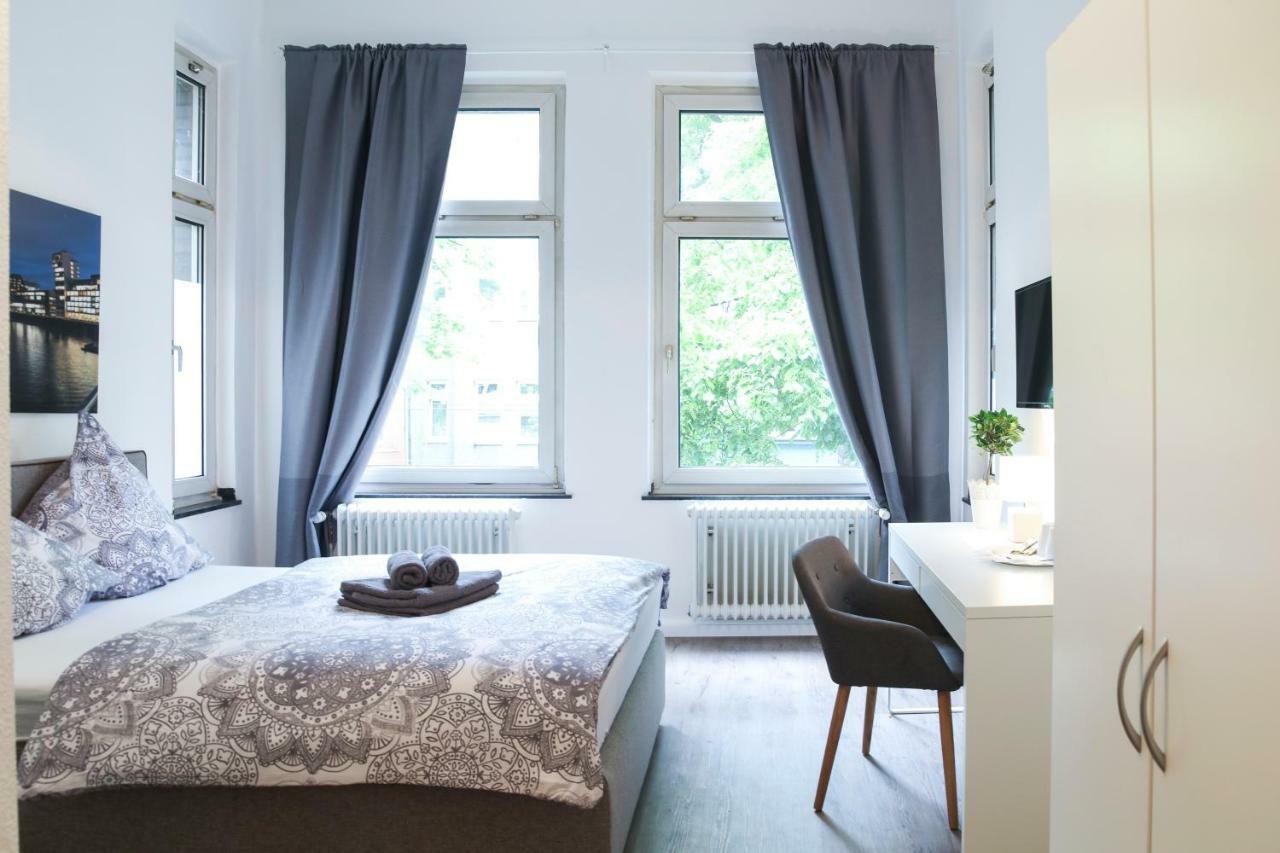 Готель Dreams Duesseldorf Екстер'єр фото